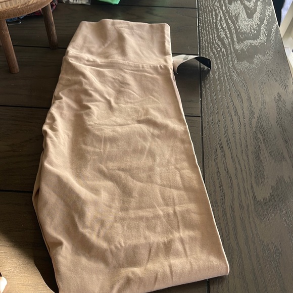 Forever 21 Pants - Forever 21  cream large women leggings.